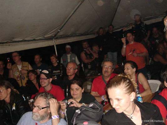 2.VibrationsPartyMilanoSigns_0046